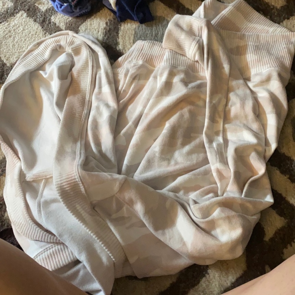 Long sleeve camo cardigan